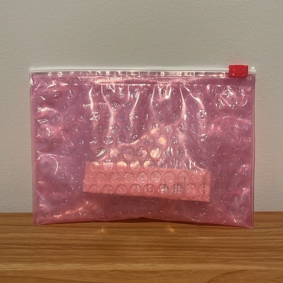 Glossier Cookie Butter BDC - Picture 3 of 3